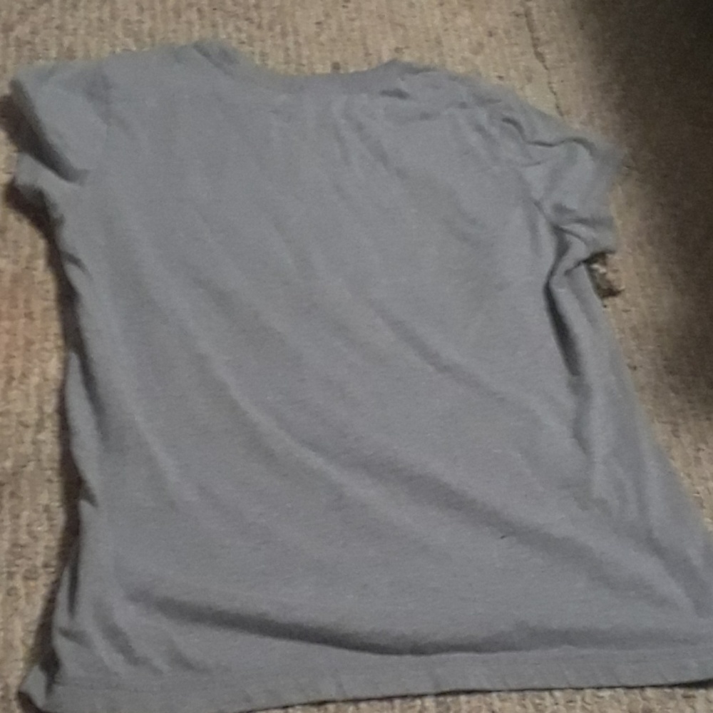 Shirt - Picture 4 of 4